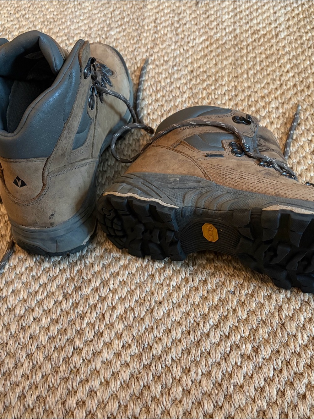 Vasque St. Elias Women’s Hiking Boots
